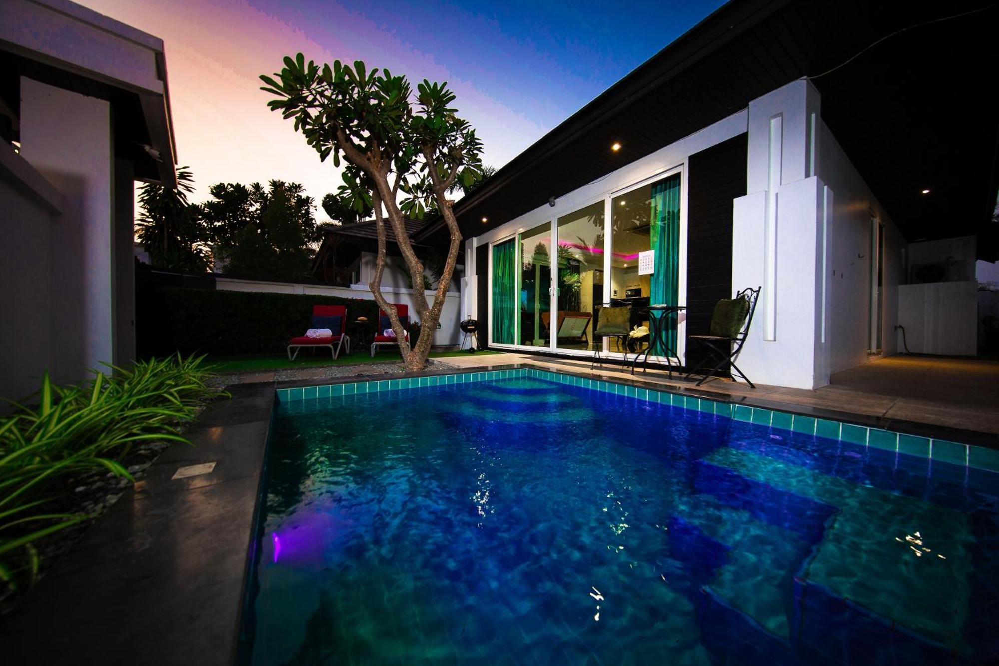 Colibri Pool Villa Pattaya Praia de Jomtien Exterior foto