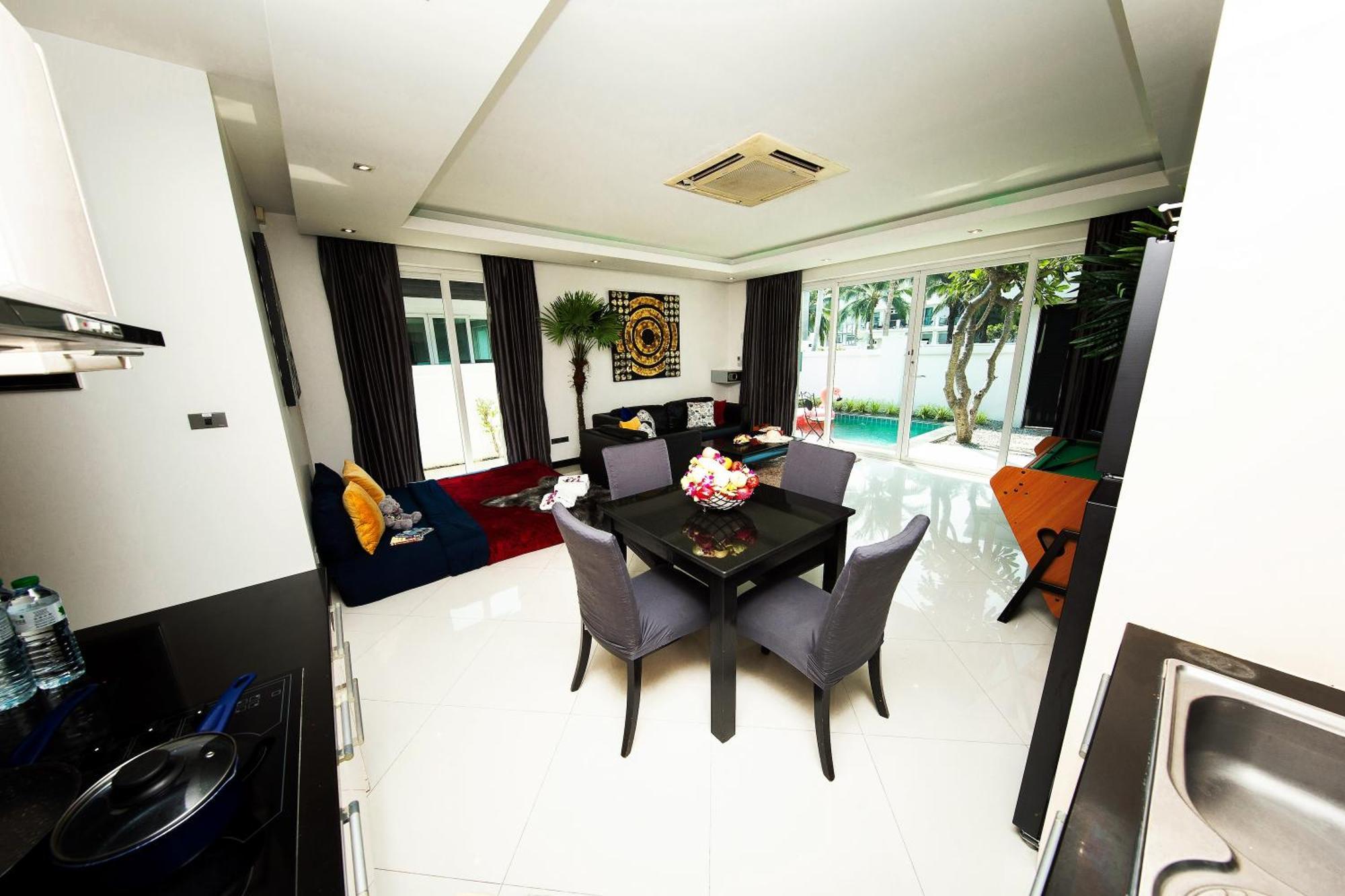 Colibri Pool Villa Pattaya Praia de Jomtien Quarto foto