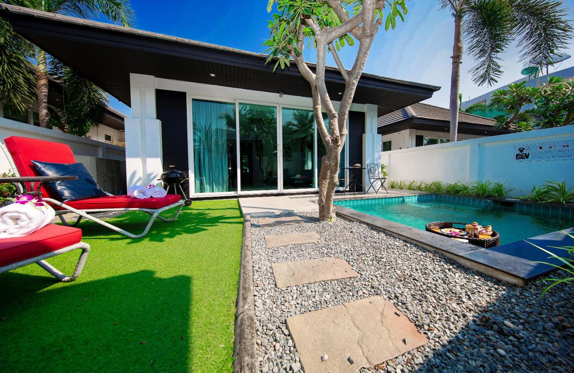 Colibri Pool Villa Pattaya Praia de Jomtien Quarto foto